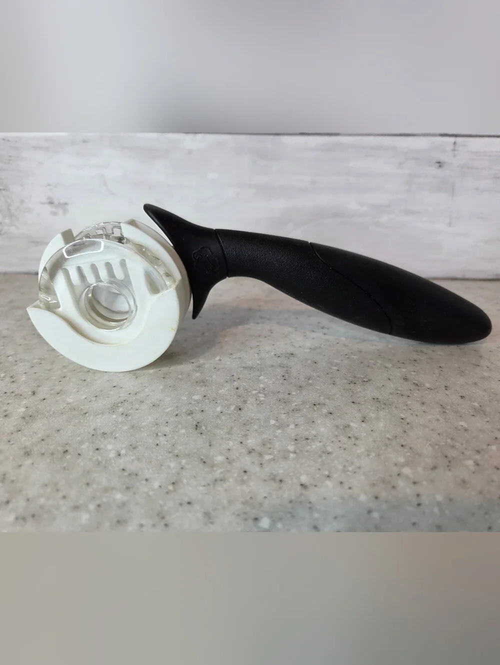 Pampered Chef Rolling Pastry Cutter 3 Interchangeable Plastic Wheels Crimper